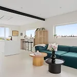 Penthouse In Appartamento *